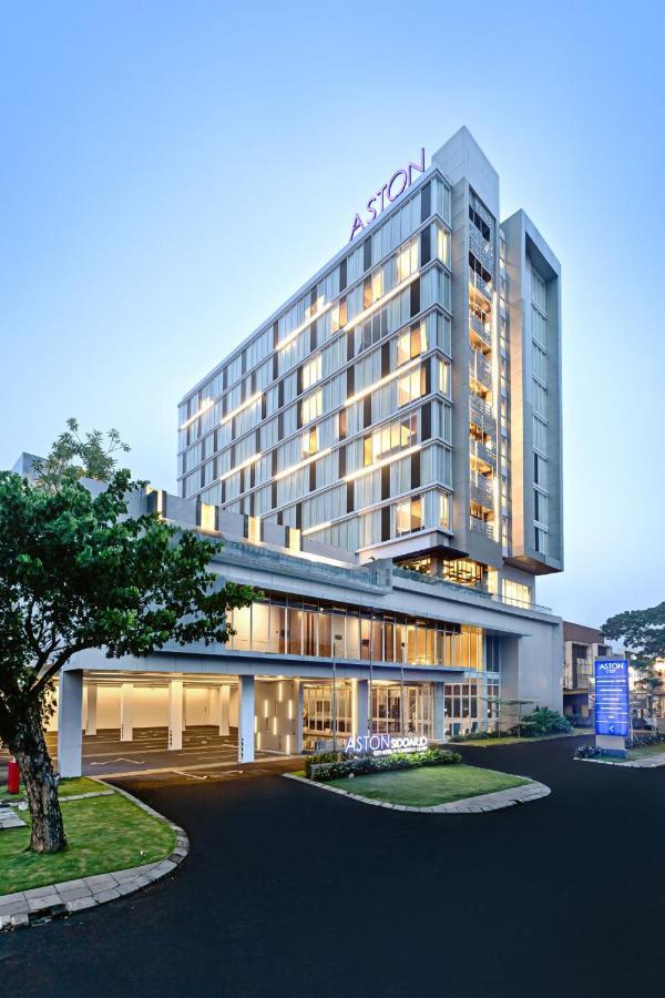 Aston Sidoarjo City Hotel & Conference Center Exterior foto